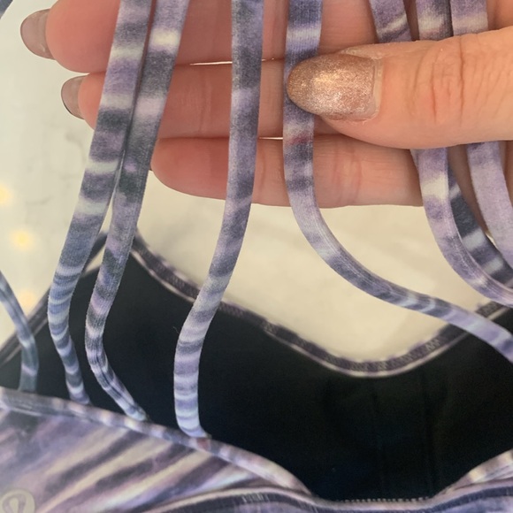 Lululemon Athletica bra - Picture 6 of 8